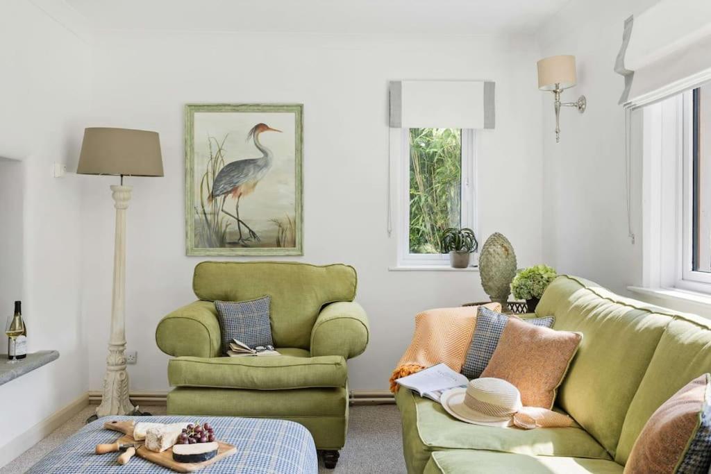 Bramblewood - Cosy Chic, Hot Tub, Close To Beach Stokeinteignhead エクステリア 写真