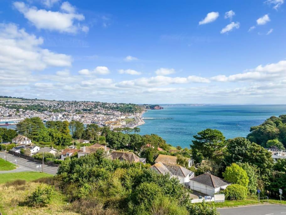 Bramblewood - Cosy Chic, Hot Tub, Close To Beach Stokeinteignhead エクステリア 写真